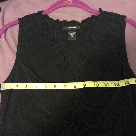 😻3/$20 Express top - Picture 5 of 5